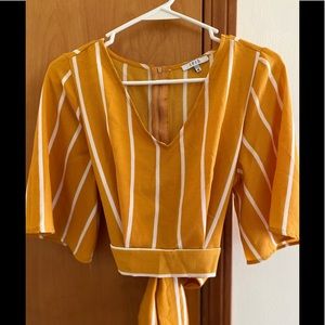 Iris Cropped Blouse Size Medium